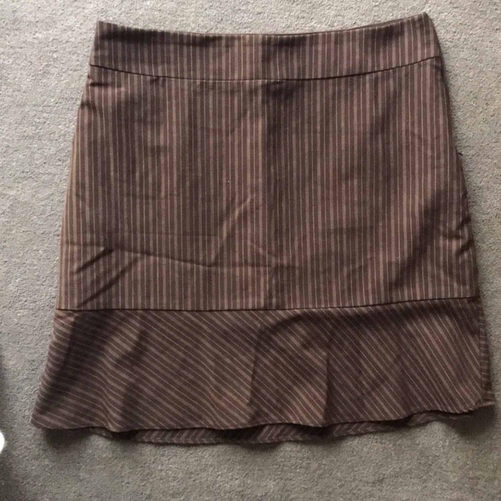 Cute little GAP midi skirt